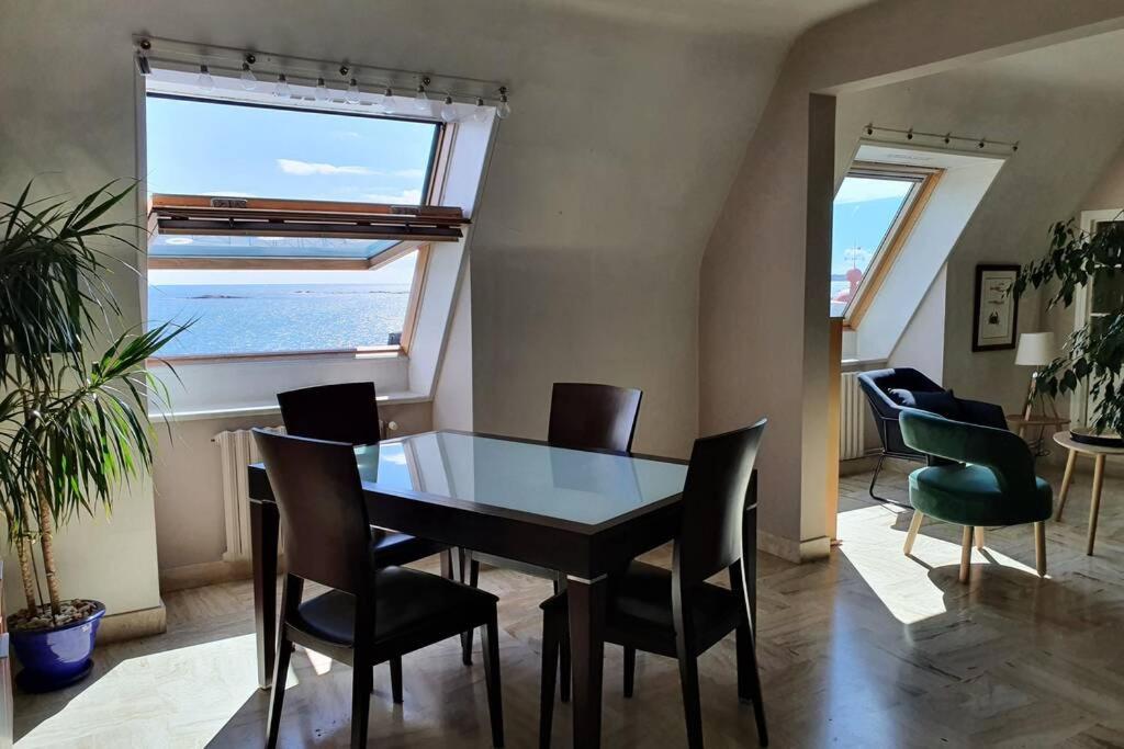 Le Phare De La Croix Pleine Vue Mer Centre Ville 孔卡尔诺 外观 照片